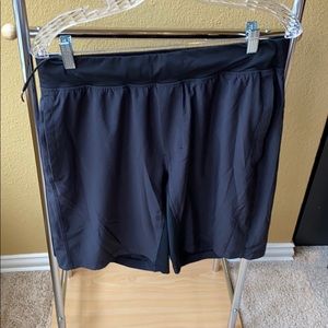 Lululemon black 9” athletic shorts L
